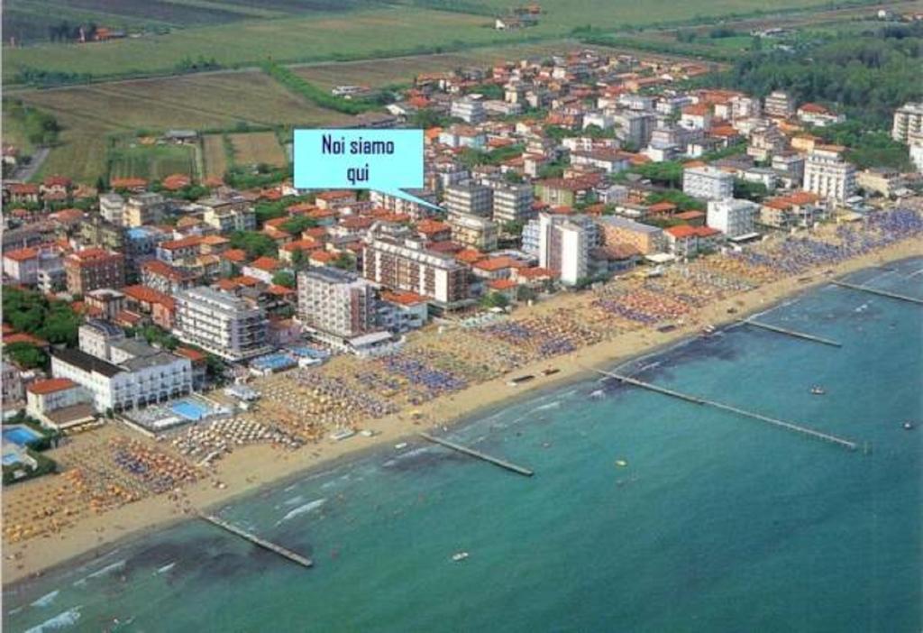 Pensione Villa Joli Lido di Jesolo Buitenkant foto